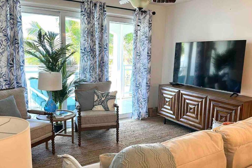 Maho Beach House - Luxe 1-Bedroom - Ocean View المظهر الخارجي الصورة