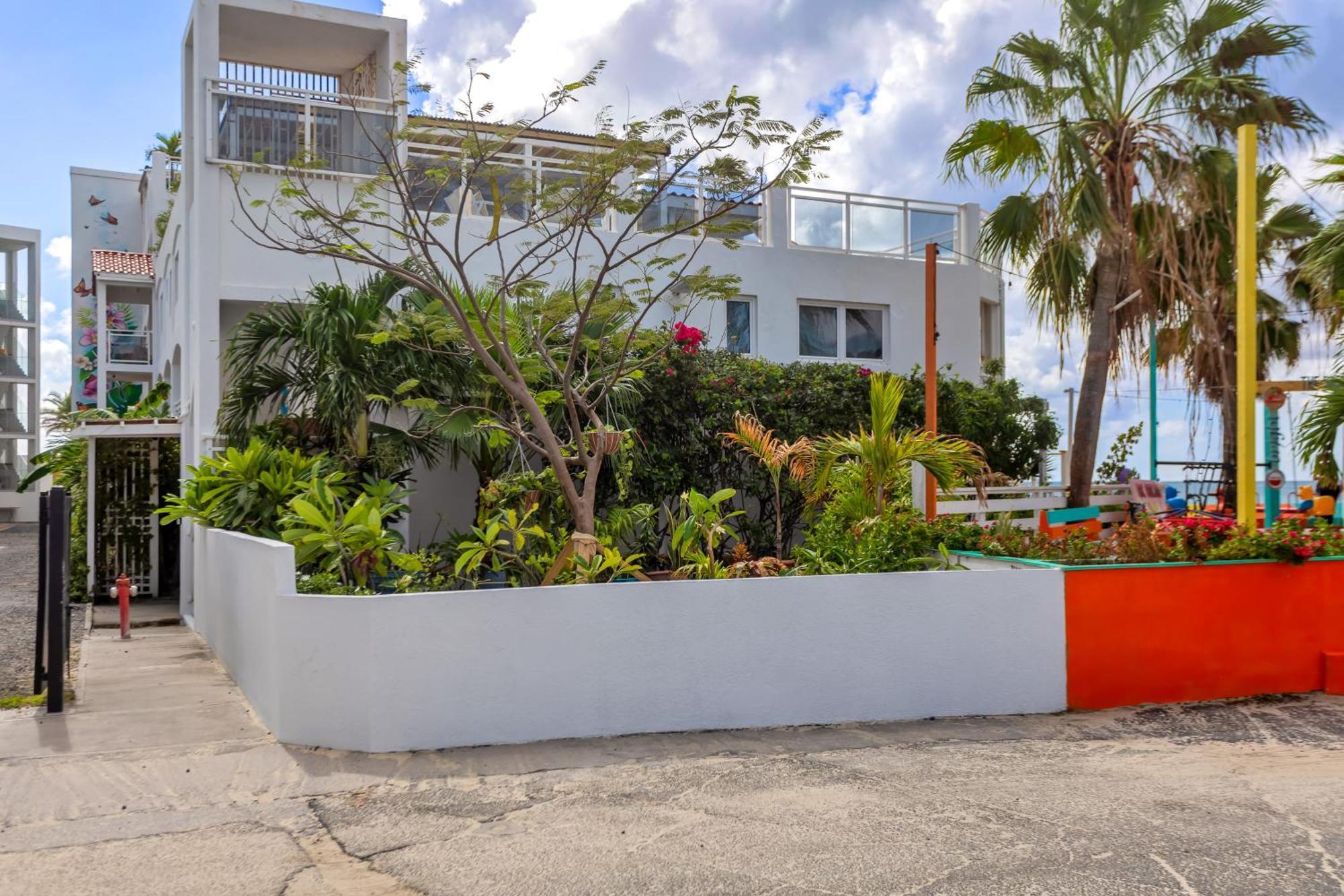 Maho Beach House - Luxe 1-Bedroom - Ocean View المظهر الخارجي الصورة